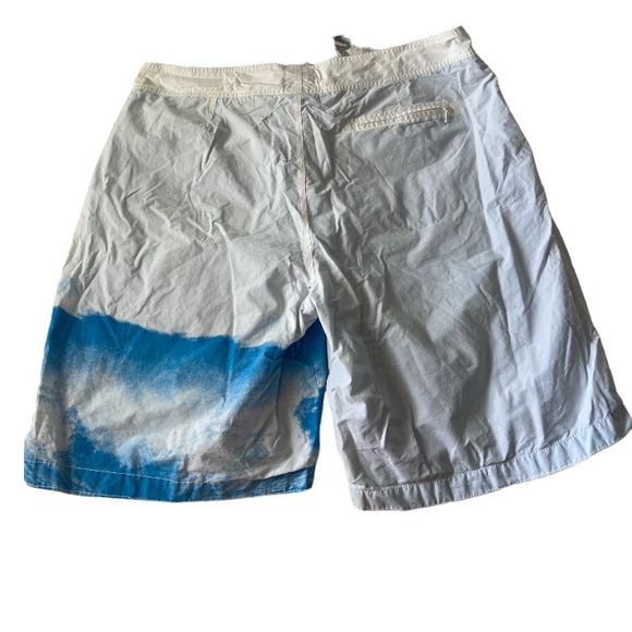 XXL Old Navy Men’s Swim Trunks - Picture 4 of 12